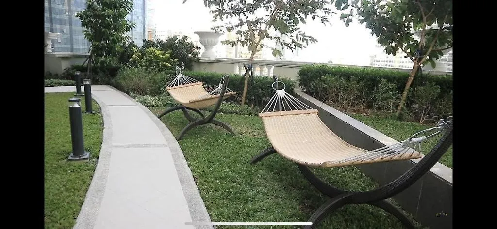 Luxestaysmnl Stylish Family 2Br Suite Poolgym 400Mbps Wifi Netflx Amazing City View Makati City