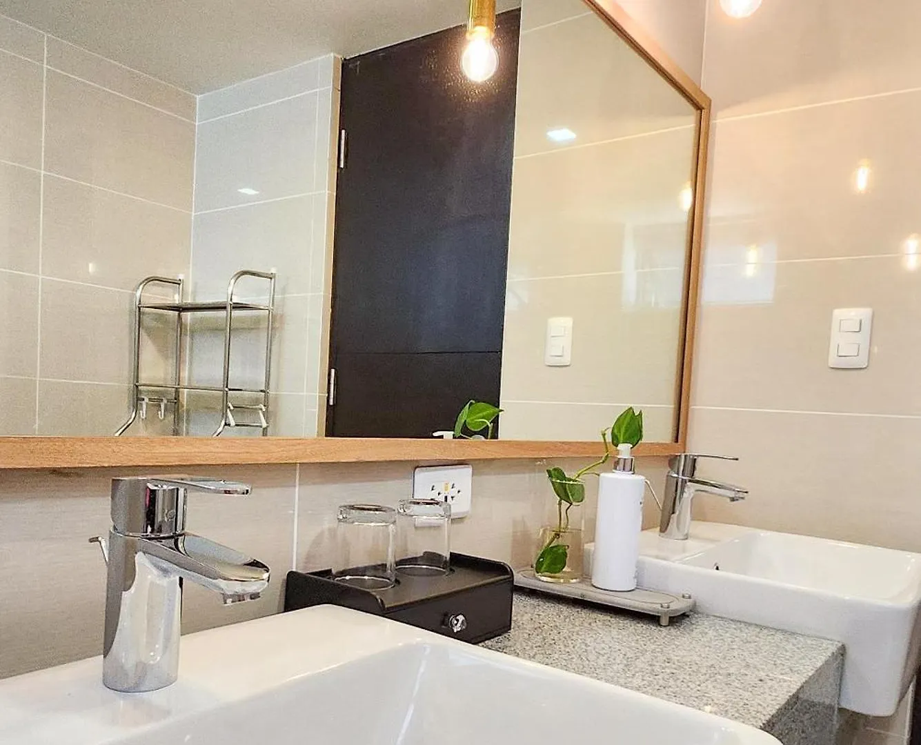 Luxestaysmnl Stylish Family 2Br Suite Poolgym 400Mbps Wifi Netflx Amazing City View Makati City